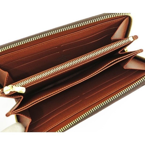 Louis Vuitton Monogram Wallet Zippy - Picture 1 of 3